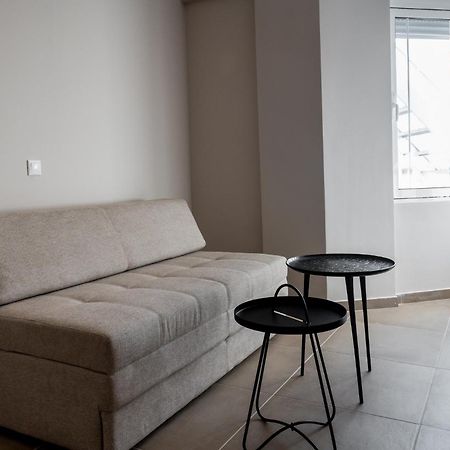 Meda Apartments Preveza Luaran gambar