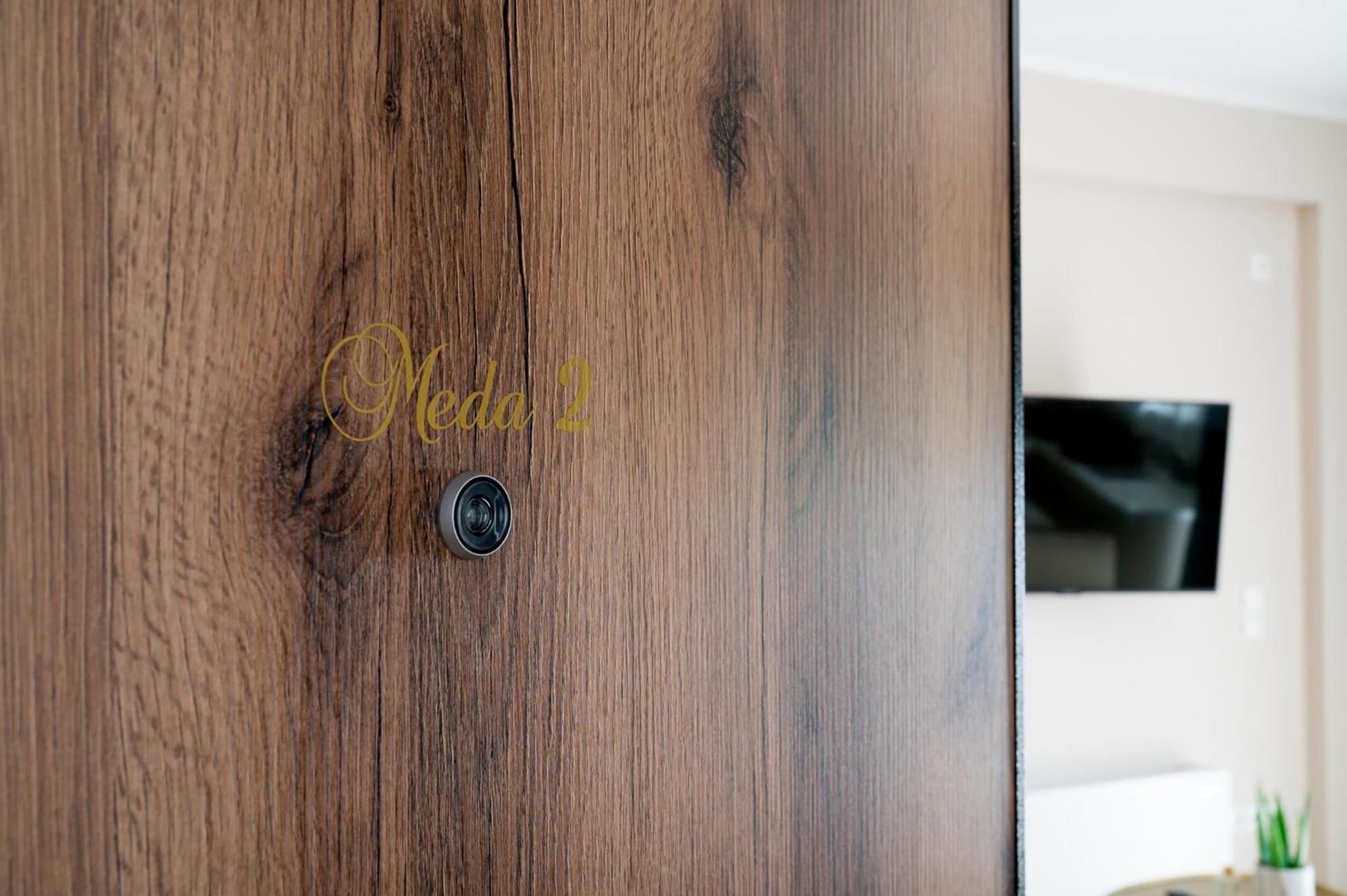 Meda Apartments Preveza Luaran gambar