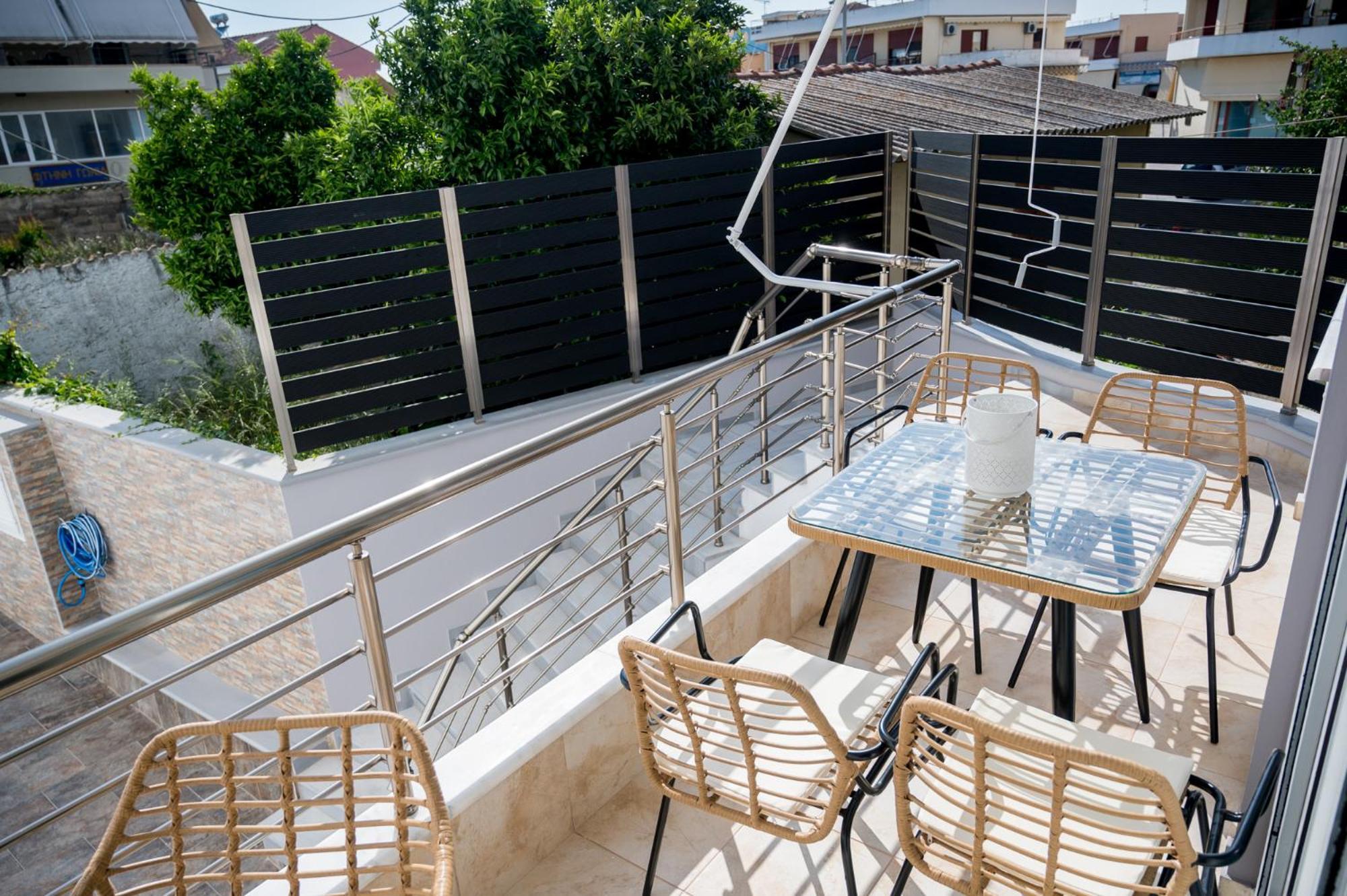 Meda Apartments Preveza Luaran gambar