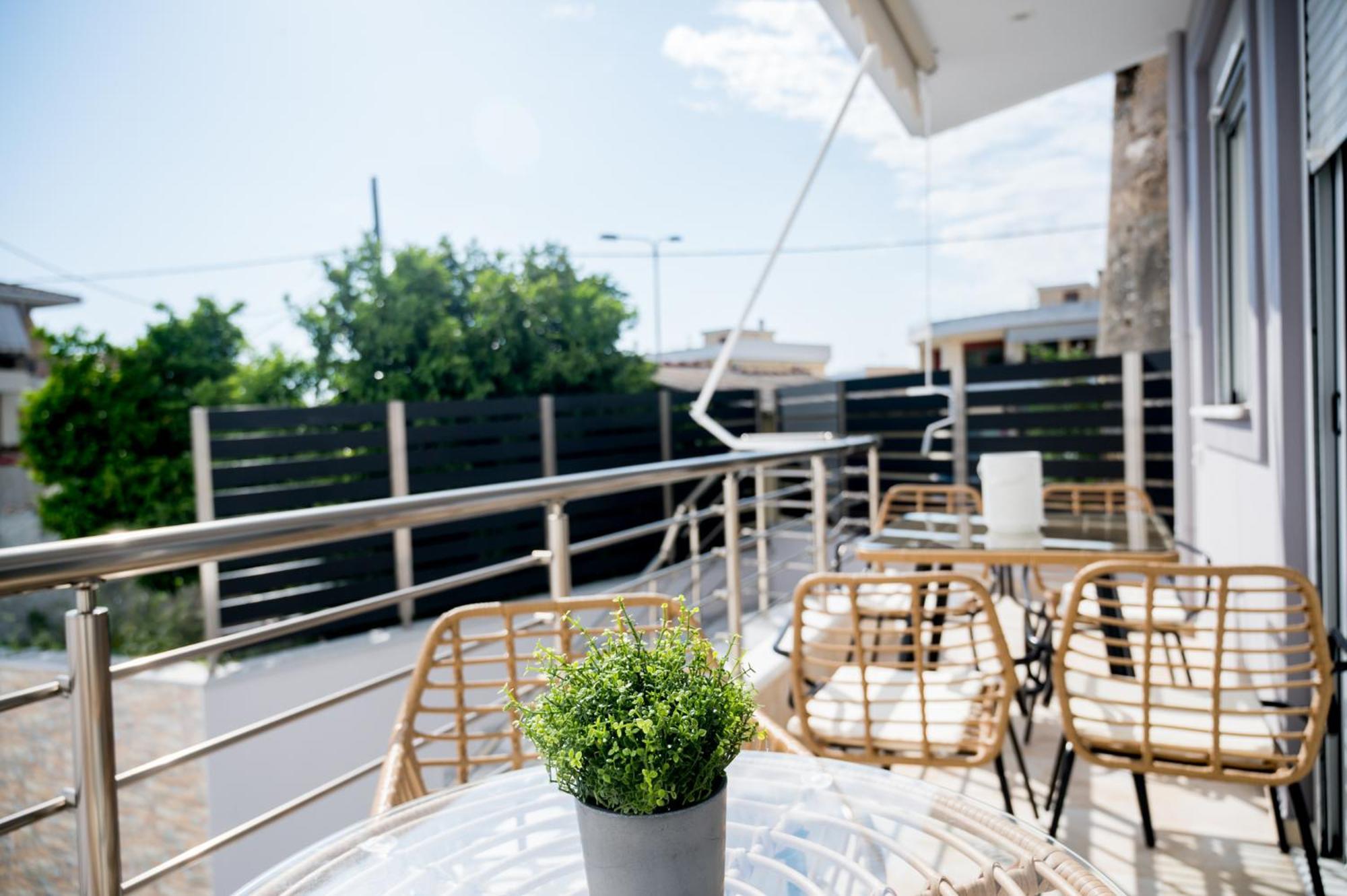 Meda Apartments Preveza Luaran gambar